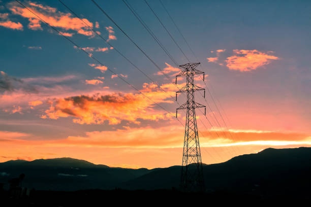 Rozdíly mezi příhradovou věží a monopolem